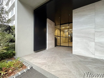 【エントランス】 | エステムコートナゴヤグランツ | おしゃれな外観です