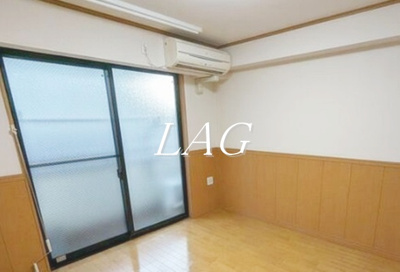 【居間・リビング】 | モンシャトー中野南 | 洋室のお部屋です。