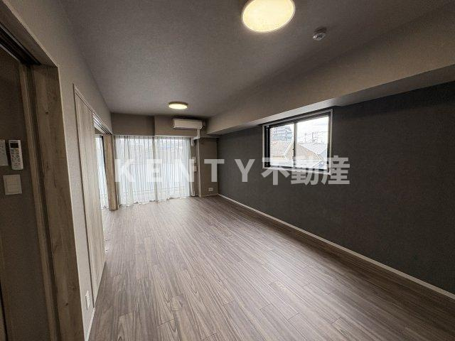 【寝室】 | スプランディッド品川ＤＵＥ | 広くて明るい寝室