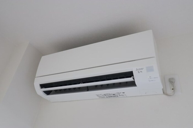 【設備】 | コンフォール小泉 | エアコン