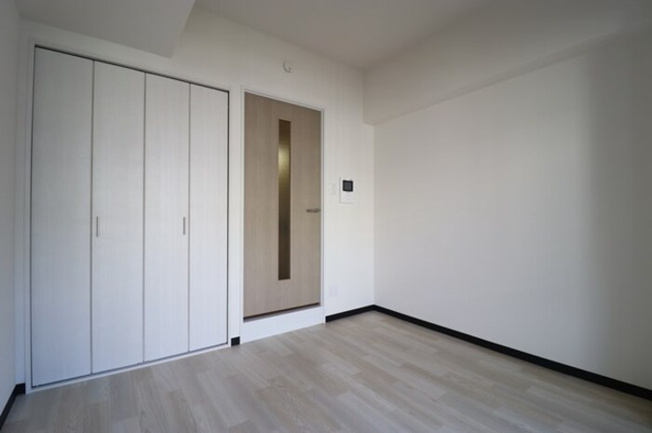 【洋室】 | コンフォール小泉 | 洋室 ５．５帖