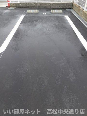 【駐車場】 | ジェネシスⅥ