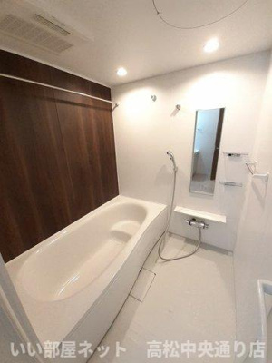 【浴室】 | ジェネシスⅥ