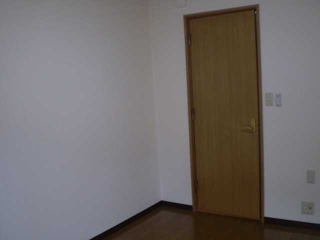 ＬＩＳＳＡグランデの居間・リビング|室内３