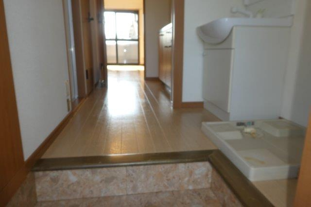 ペルソナ21の玄関