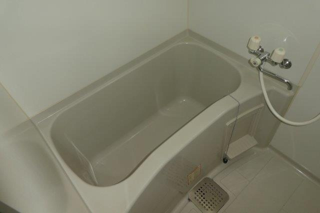 ペルソナ21の浴室