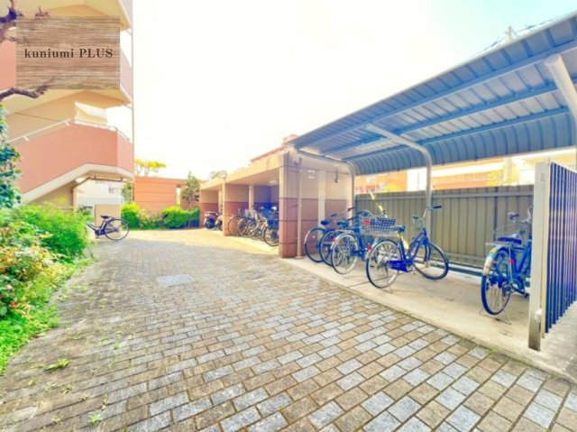 プロムナーデ関目21号棟の駐輪場