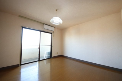 【洋室】 | YK北本マンション | ※同タイプの別の部屋の写真です。