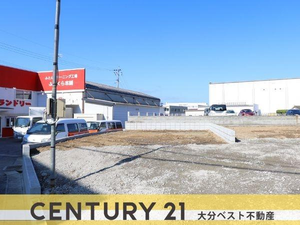 大字鴛野1期1号棟の前面道路含む現地写真|前面道路含む現地(2025年12月撮影)