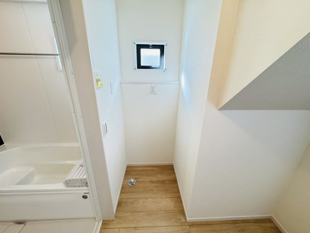 流山市江戸川台西２丁目新築戸建【江戸川台小学校：9分】のランドリースペース|洗濯機置き場