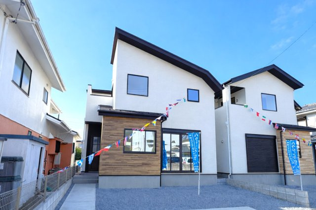 流山市江戸川台西２丁目新築戸建【江戸川台小学校：9分】の外観|2号棟外観・完成済み内覧可能です！