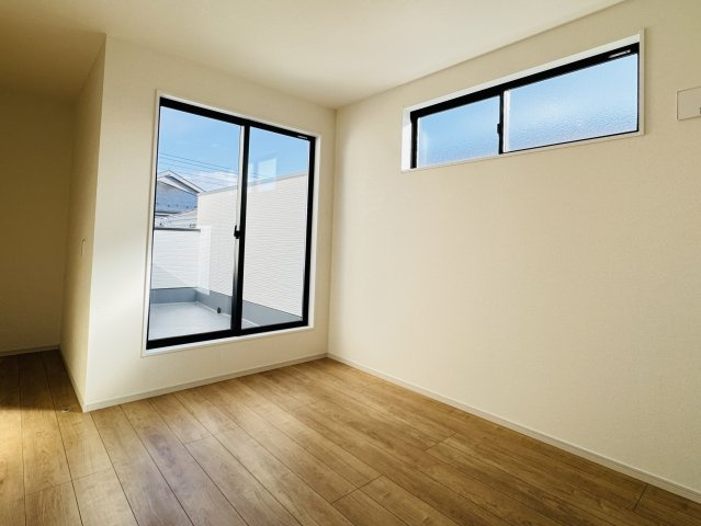 流山市江戸川台西２丁目新築戸建【江戸川台小学校：9分】の寝室|8帖寝室