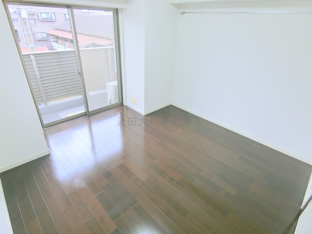 グランドコンシェルジュ蒲田イーストの居間・リビング