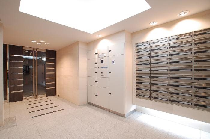 グランドコンシェルジュ蒲田イーストのエントランス