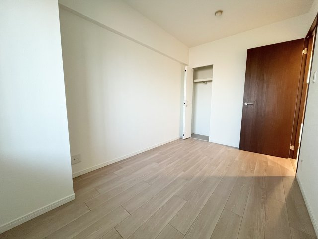 ライオンズガーデン狭山祇園の洋室|5帖の洋室です♪