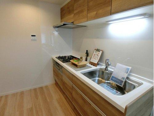 ダイアパレス女池上山のキッチン