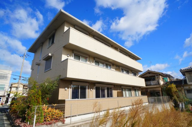 メゾン　ソレイユ