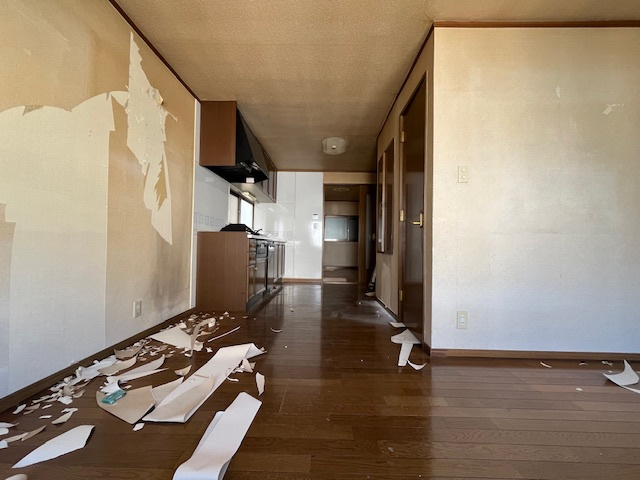 若松町西3丁目貸家の居間・リビング