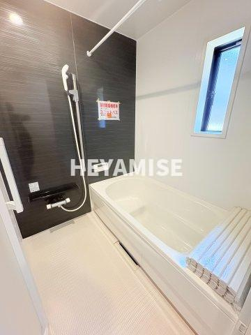 北栄町新築戸建の浴室