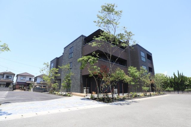 シャーメゾン　アヴニール