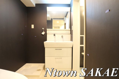 【独立洗面台】 | セジョリグラース | 独立洗面台、小物を置くことができて便利です