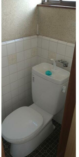 杉並区阿佐谷北１丁目の一戸建てのトイレ