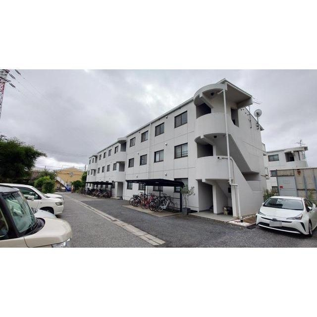 ＩＮＯＶＥ松戸六高台の駐車場