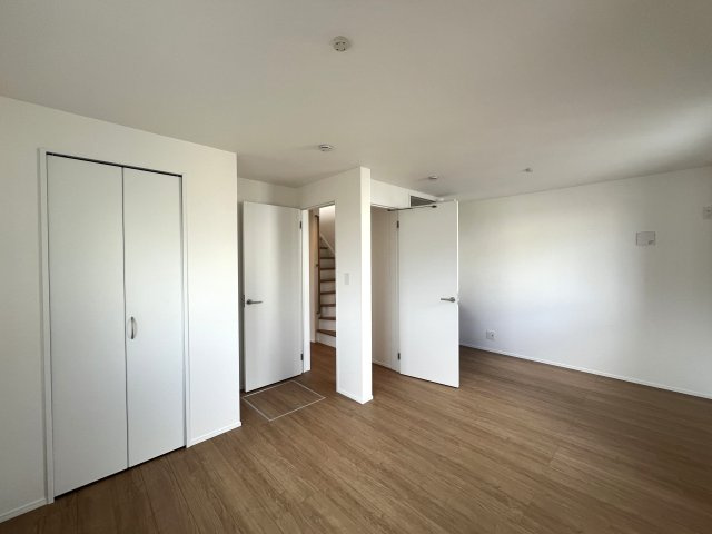 『なが』く・『つ』ねに・『た』のしめる♪そんな街『長津田』緑区長津田町新築戸建の洋室