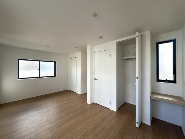 『なが』く・『つ』ねに・『た』のしめる♪そんな街『長津田』緑区長津田町新築戸建の洋室