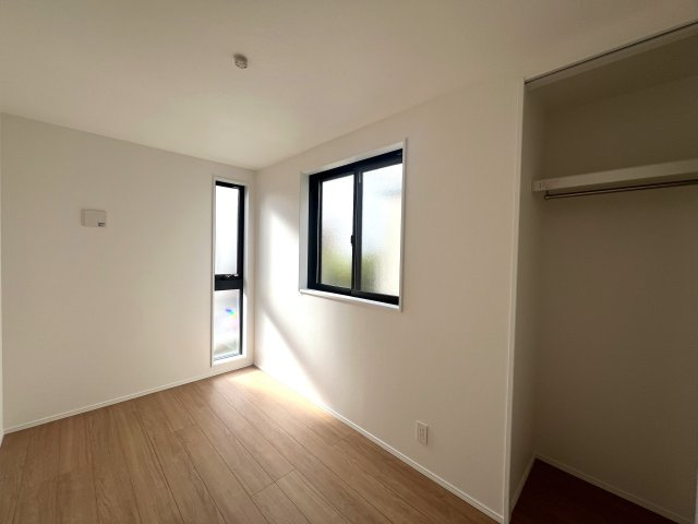 『なが』く・『つ』ねに・『た』のしめる♪そんな街『長津田』緑区長津田町新築戸建の洋室