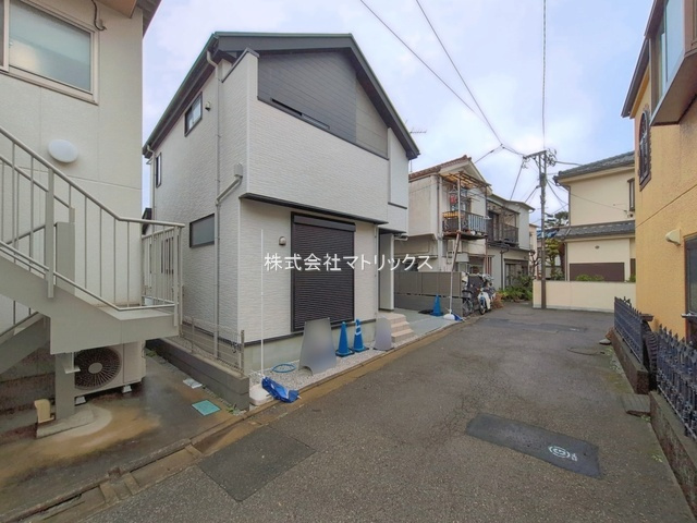 板橋区赤塚7丁目　ZEH水準住宅　限定1棟の前面道路含む現地写真