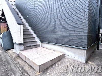 【エントランス】 | フェニックス | ゆとりのあるエントランスです