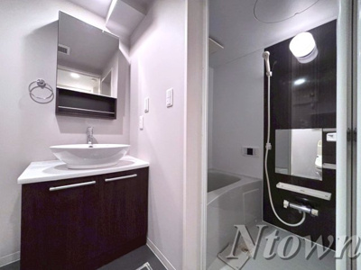 【洗面所】 | フェニックス | 脱衣スペースもあります