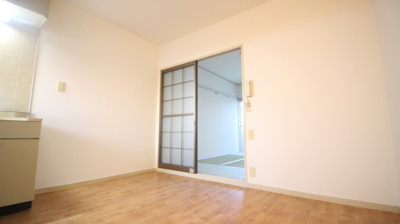 【内装】 | ファミール城東A棟