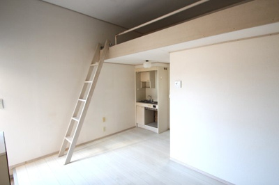 【洋室】 | プラザ・ドゥ・キュート