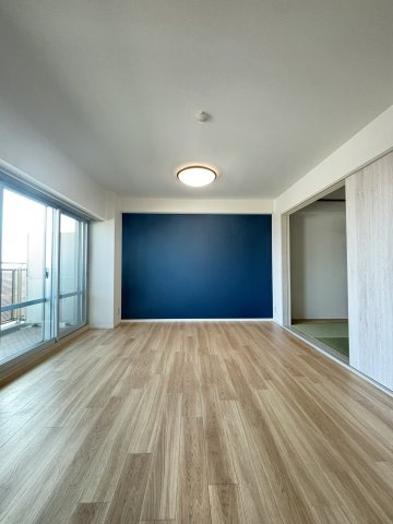 ラ・フォルテ西神中央2番館の居間・リビング|約12.0帖のリビングダイニング