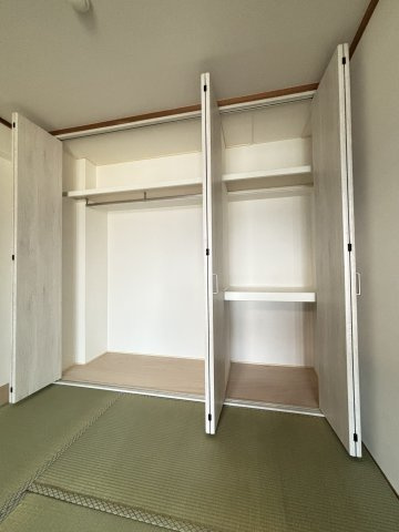 ラ・フォルテ西神中央2番館の収納|クローゼット仕様に変更