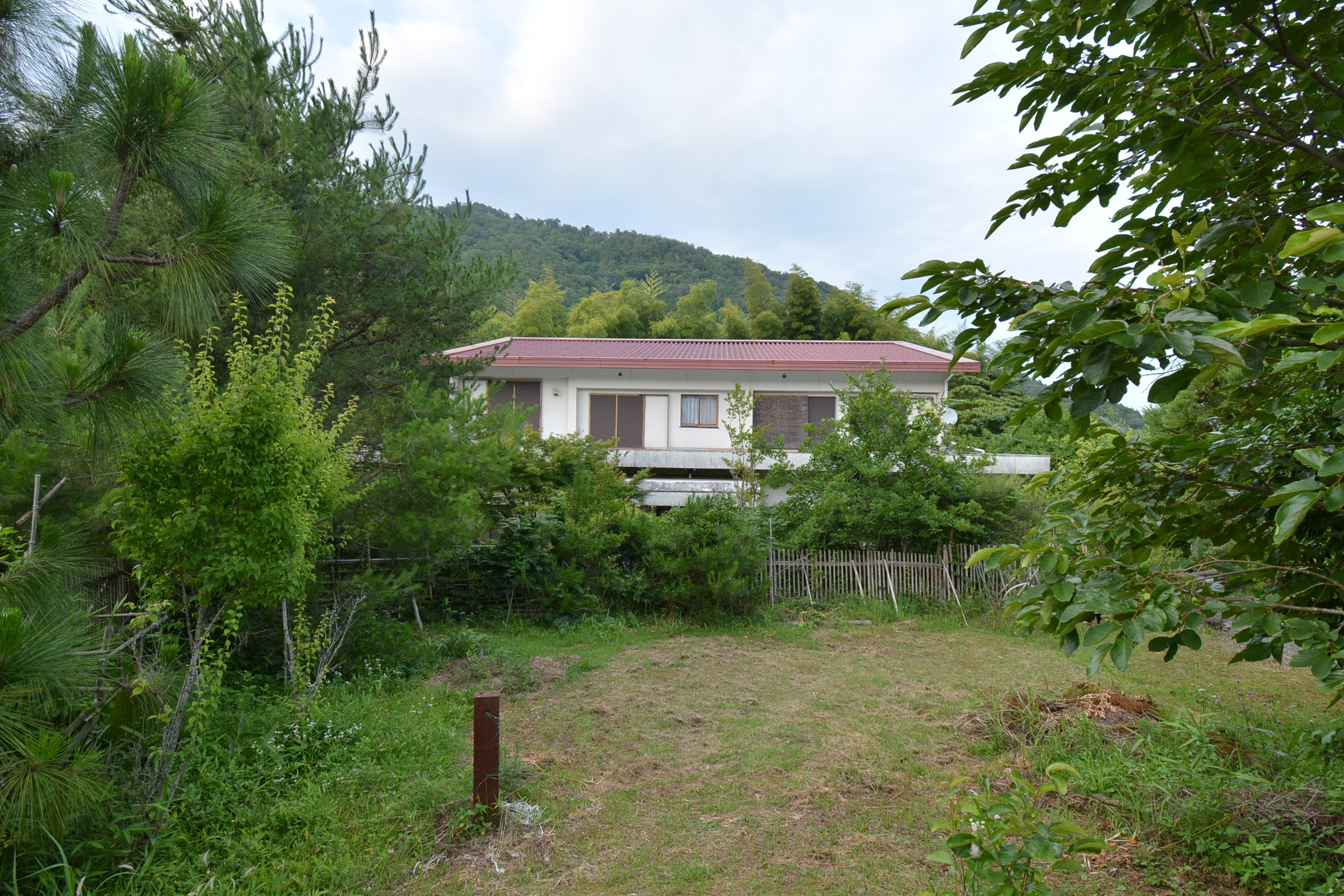 丹波市市島町下鴨阪の中古一戸建の庭