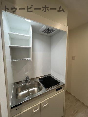 MELDIA入間市Ⅲのキッチン|コンパクトなキッチンで掃除もラクラク