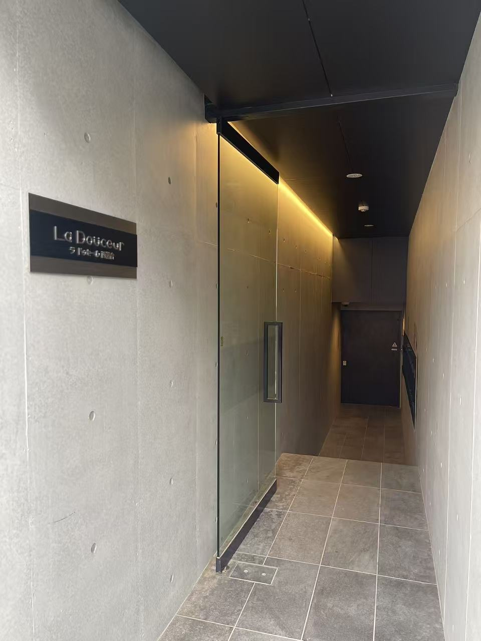 Ｌａ　Ｄｏｕｃｅｕｒ西落合のエントランス