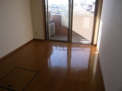 【寝室】 | ルネスサンガーデン