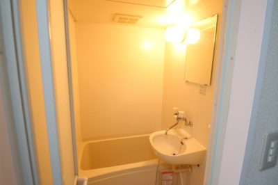 【浴室】 | フローラ都紀α