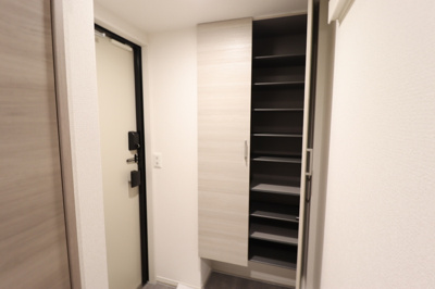 【玄関】 | Resi NOIR