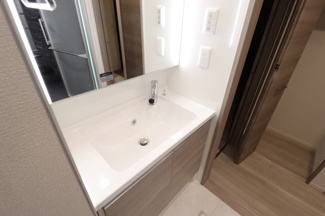 【洗面所】 | Resi NOIR