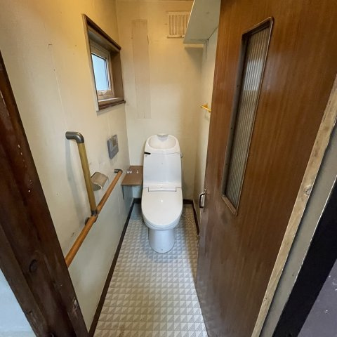 室蘭市宮の森町3丁目13－10戸建（黒）のトイレ