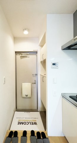 リヴェール F棟の玄関