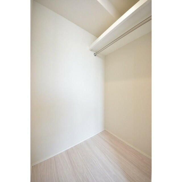 ３４３レジデンス後楽園（オープンレジデンシア）の収納|ウォークインクローゼットです。