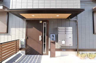 【エントランス】 | Resi NOIR