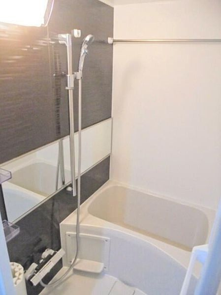 ブライトツーの浴室