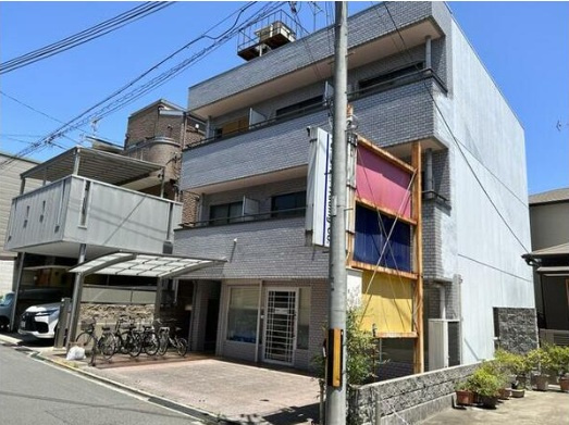 センチュリー21の外観